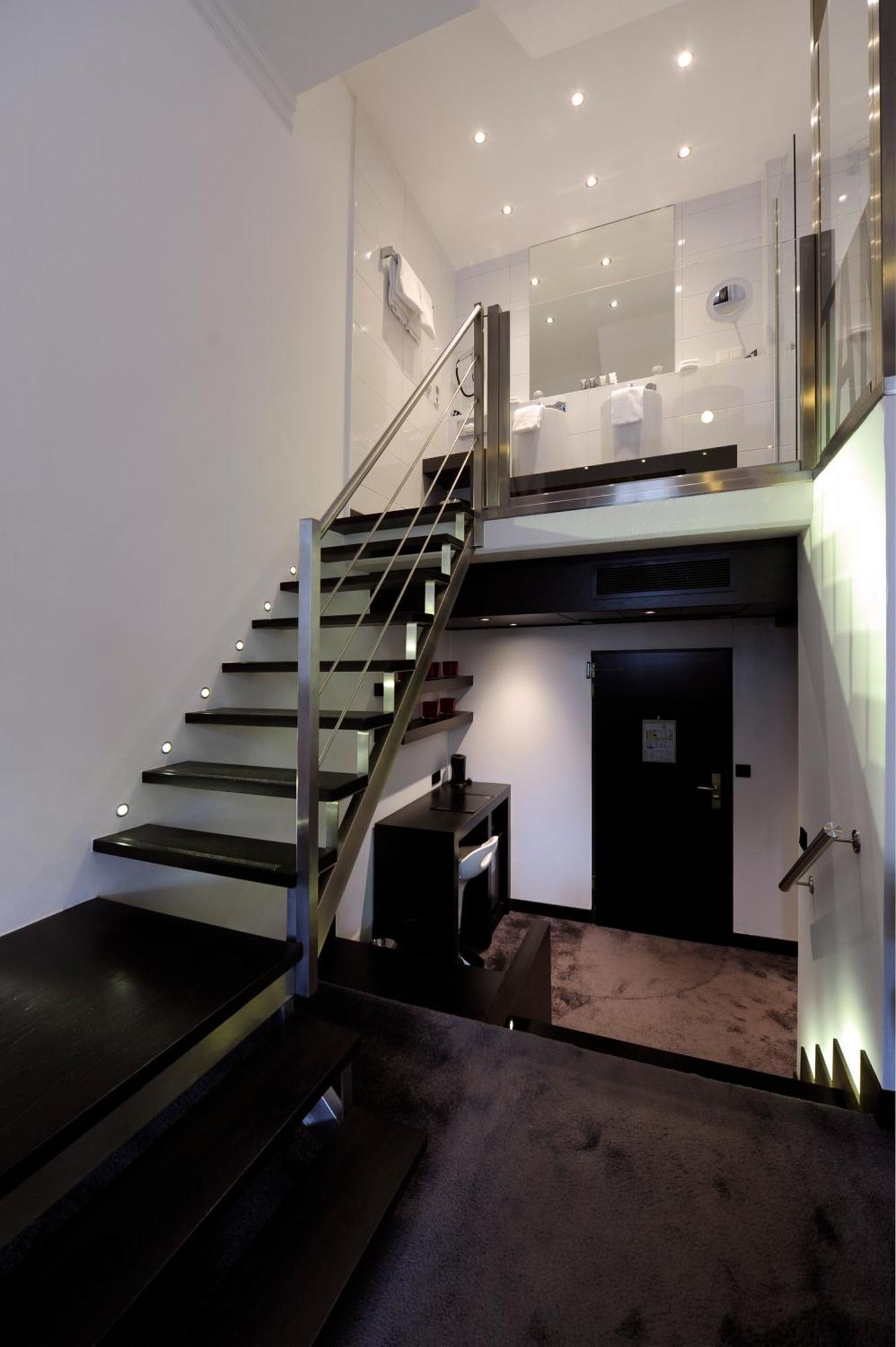 Hotel Der Valk 4*